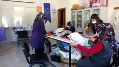 Son dakika haber! Kadınlar üretip ev ekonomilerine katkı sağlıyor Son dakika haber! Kadınlar üretip ev ekonomilerine katkı sağlıyor