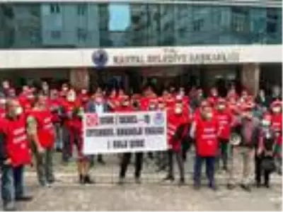 Son dakika haberleri: KARTAL'DA BELEDİYE İŞÇİLERİNDEN GREV KARARI Son dakika haberleri: KARTAL'DA BELEDİYE İŞÇİLERİNDEN GREV KARARI
