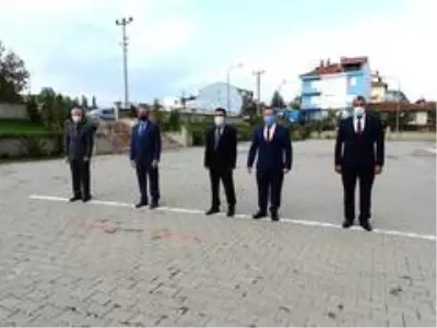 Kaymakam Karadağ: 'Muhtar her haneyi yakından takip edebilen tek yöneticidir' Kaymakam Karadağ: 'Muhtar her haneyi yakından takip edebilen tek yöneticidir'
