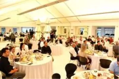 Konyaaltı'na 2,2 kilometre uzunluğunda yeşil park yapılacak Konyaaltı'na 2,2 kilometre uzunluğunda yeşil park yapılacak