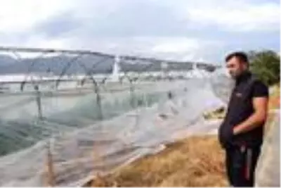 Kumluca'da şiddetli yağmur, dolu ve fırtına: 1 ölü (3) Kumluca'da şiddetli yağmur, dolu ve fırtına: 1 ölü (3)