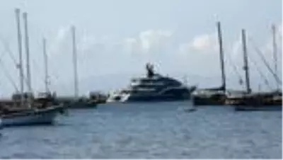 Lüks yat 'Dar' Bodrum'a geldi Lüks yat 'Dar' Bodrum'a geldi