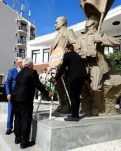 Muhtarlar Günü Çeşme'de kutlandı Muhtarlar Günü Çeşme'de kutlandı