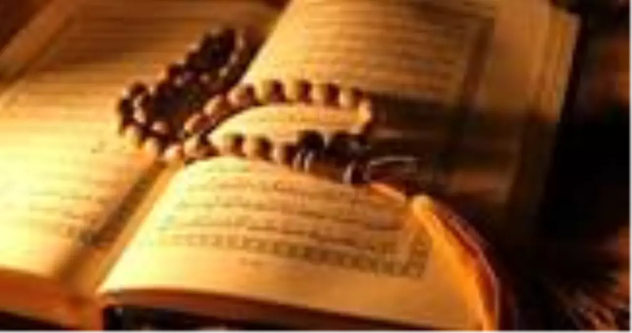 Nuh Suresi okunuşu ve anlamı nedir? Nuh Türkçe tefsiri nedir? Arapça yazılışı ve diyanet meali nasıldır?