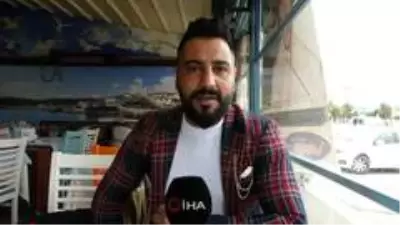O restoranın yetkilisi konuştu: 'Bir müşterimiz sanatçıyı masasına davet etti. Israr edince tartışma yaşandı' O restoranın yetkilisi konuştu: 'Bir müşterimiz sanatçıyı masasına davet etti. Israr edince tartışma yaşandı'