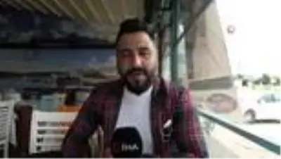 O restoranın yetkilisi konuştu: 'Bir müşterimiz sanatçıyı masasına davet etti. Israr edince tartışma yaşandı' O restoranın yetkilisi konuştu: 'Bir müşterimiz sanatçıyı masasına davet etti. Israr edince tartışma yaşandı'