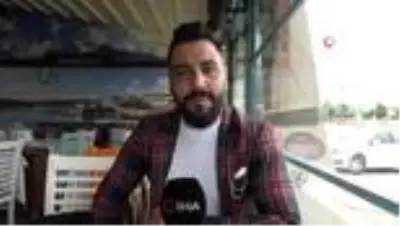O restoranın yetkilisi konuştu: 'Bir müşterimiz sanatçıyı masasına davet etti. Israr edince tartışma yaşandı' O restoranın yetkilisi konuştu: 'Bir müşterimiz sanatçıyı masasına davet etti. Israr edince tartışma yaşandı'