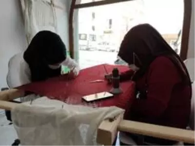 Son dakika haber | Savaştan kaçan kadınlar genç kızların hayallerine ortak oluyor Son dakika haber | Savaştan kaçan kadınlar genç kızların hayallerine ortak oluyor