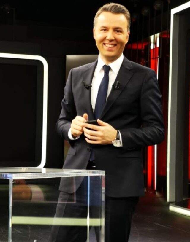 Sunucu Mehmet Akif Ersoy kimdir? Mehmet Akif Ersoy kaç yaşında, nereli?