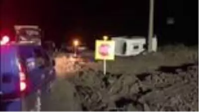 Tekirdağ'da kamyonla işçi servisi çarpıştı: 1 ölü, 14 yaralı