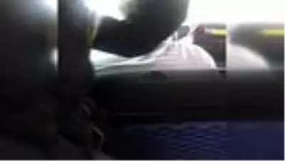 Tıka basa yolcu alan minibüs şoföründen yolcuya pişkin cevap: 'O kadar çok düşünüyorsan binmeyeceksin' Tıka basa yolcu alan minibüs şoföründen yolcuya pişkin cevap: 'O kadar çok düşünüyorsan binmeyeceksin'
