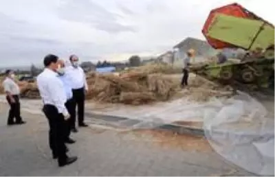 Vali Masatlı, Gökhöyük Tarım İşletmesinde incelemelerde bulundu Vali Masatlı, Gökhöyük Tarım İşletmesinde incelemelerde bulundu