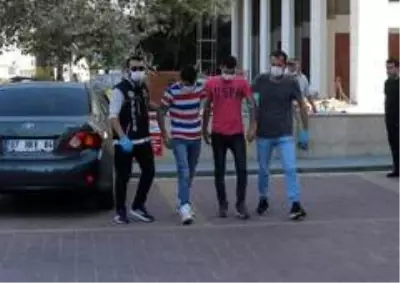 - Alanya'da uyuşturucu operasyonu: 4 gözaltı - Alanya'da uyuşturucu operasyonu: 4 gözaltı