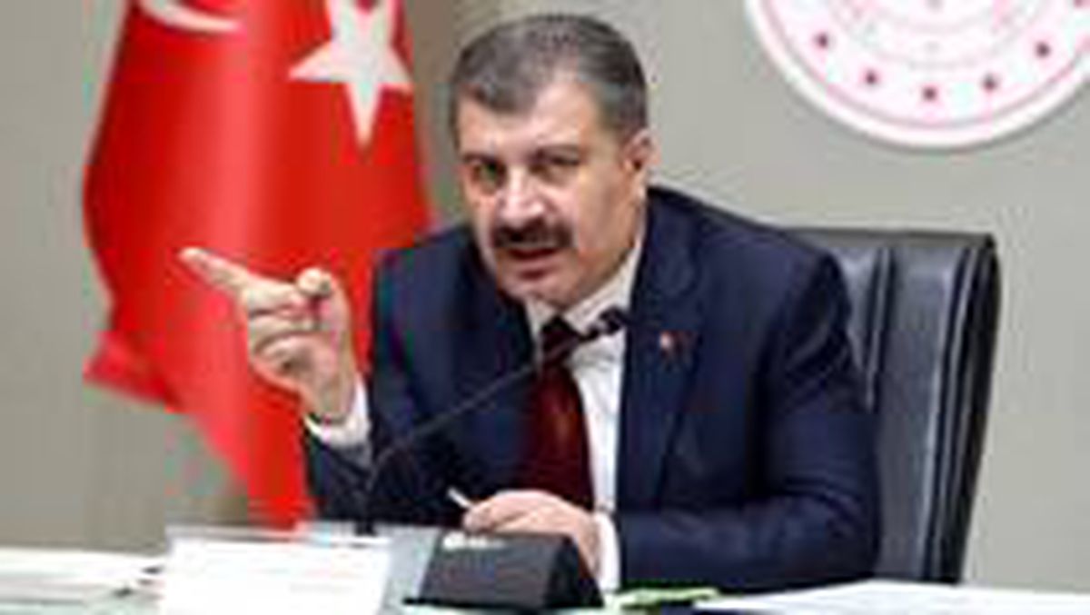 Bakan Koca'nın işe giden vatandaşlar için sunduğu çözüm önerisi yorum bombardımanına tutuldu