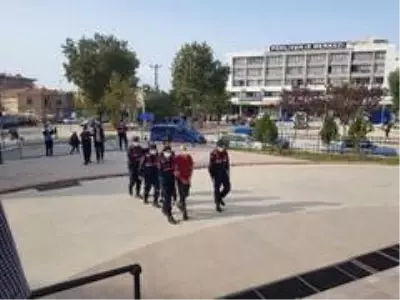 Son dakika haberi | Bin adet uyuşturucu hap ile yakalandılar Son dakika haberi | Bin adet uyuşturucu hap ile yakalandılar