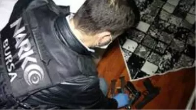 Son dakika haberi | Bursa'da şafak operasyonu, mahalle abluka alındı Son dakika haberi | Bursa'da şafak operasyonu, mahalle abluka alındı