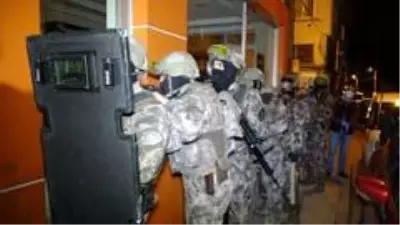 Son dakika haberi | Bursa'da şafak operasyonu, mahalle abluka alındı Son dakika haberi | Bursa'da şafak operasyonu, mahalle abluka alındı