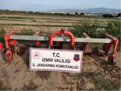 Son Dakika | Çalınan tarım aletleri çiftçilere teslim edildi Son Dakika | Çalınan tarım aletleri çiftçilere teslim edildi