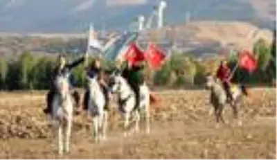 Son dakika haberi! Dadaş amazonlar, Azerbaycan için atlarını dörtnala sürüp, ok attı Son dakika haberi! Dadaş amazonlar, Azerbaycan için atlarını dörtnala sürüp, ok attı