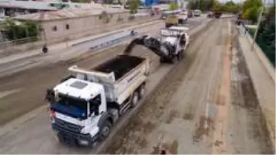 Erzincan'da asfalt çalışmaları devam ediyor Erzincan'da asfalt çalışmaları devam ediyor
