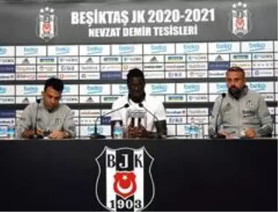 Fabrice N'Sakala: 'Şampiyon olursak statta gitar çalacağım' -2- Fabrice N'Sakala: 'Şampiyon olursak statta gitar çalacağım' -2-