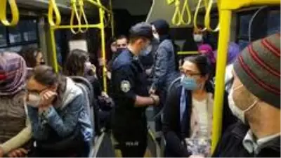 Fazla yolcu aldığı için ceza yiyen taksiciden ilginç savunma: Haberim yoktu, bugün başladım Fazla yolcu aldığı için ceza yiyen taksiciden ilginç savunma: Haberim yoktu, bugün başladım
