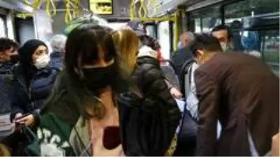 Fazla yolcu aldığı için ceza yiyen taksiciden ilginç savunma: Haberim yoktu, bugün başladım Fazla yolcu aldığı için ceza yiyen taksiciden ilginç savunma: Haberim yoktu, bugün başladım