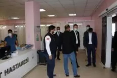 Hizan Kaymakamı Yelek, devlet hastanesini ziyaret etti Hizan Kaymakamı Yelek, devlet hastanesini ziyaret etti