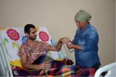 Son dakika haberleri: İki çocuk babası felçli genç yardım bekliyor Son dakika haberleri: İki çocuk babası felçli genç yardım bekliyor