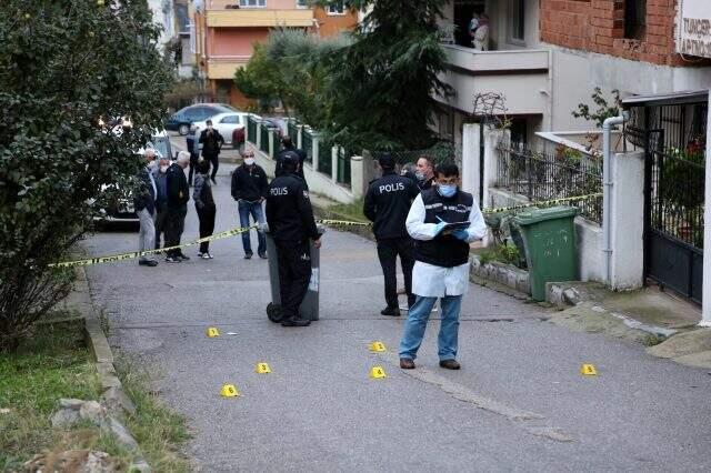 İki grup arasında çıkan tartışmada ateşlenen saçma, balkona çıkan vatandaşın kafasına isabet etti İki grup arasında çıkan tartışmada ateşlenen saçma, balkona çıkan vatandaşın kafasına isabet etti