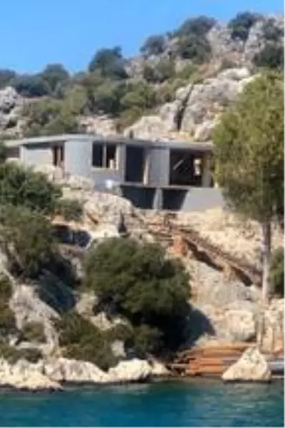 İngiliz şirketin doğa harikası yarımadadaki villa inşaatına tepki İngiliz şirketin doğa harikası yarımadadaki villa inşaatına tepki
