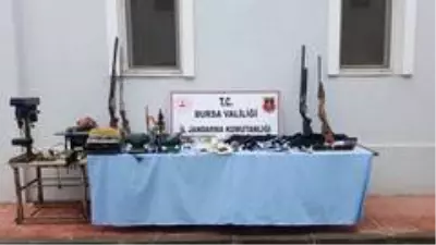 Son dakika haberleri... Jandarmadan silah ve uyuşturucu operasyonu Son dakika haberleri... Jandarmadan silah ve uyuşturucu operasyonu