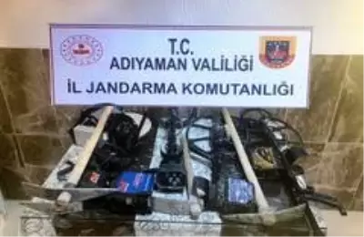 Son dakika haberi! Kaçak kazı yapan 4 kişi yakalandı Son dakika haberi! Kaçak kazı yapan 4 kişi yakalandı