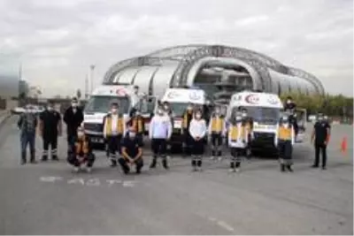 Son dakika haber! Kadın ambulans şoför adaylarına zorlu eğitim Son dakika haber! Kadın ambulans şoför adaylarına zorlu eğitim