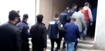 Kara Kuvvetleri Komutanlığı: Kara Kuvvetleri Konutanlığında FETÖ operasyonunda 34 gözaltı kararı Kara Kuvvetleri Komutanlığı: Kara Kuvvetleri Konutanlığında FETÖ operasyonunda 34 gözaltı kararı