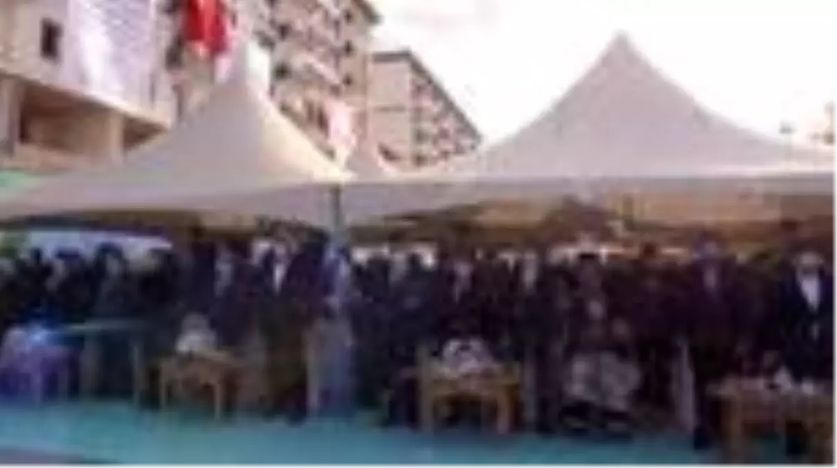 Kentsel dönüşümle yapılan 279 konut ve dükkan hak sahiplerine verildi