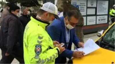 Keşan'da toplu taşıma araçlarına denetimler devam ediyor Keşan'da toplu taşıma araçlarına denetimler devam ediyor