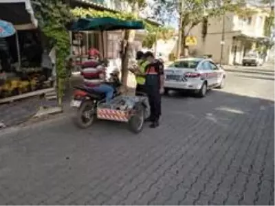 Son dakika haberleri: Manisa'da motosikletlere ceza yağdı Son dakika haberleri: Manisa'da motosikletlere ceza yağdı