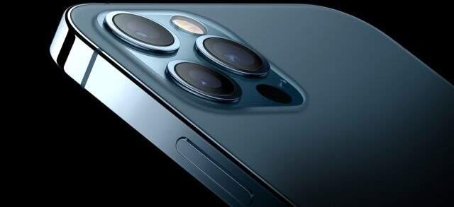 Mavi iPhone 12 videosu sızdırıldı, kutuda şarj kablosunun ve kulaklık koyma yerinin olmaması dikkat çekti! Iphone 12 özellikleri neler? Mavi iPhone 12 videosu sızdırıldı, kutuda şarj kablosunun ve kulaklık koyma yerinin olmaması dikkat çekti! Iphone 12 özellikleri neler?