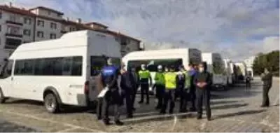 Osmancık'ta okul servis araçları denetlendi Osmancık'ta okul servis araçları denetlendi