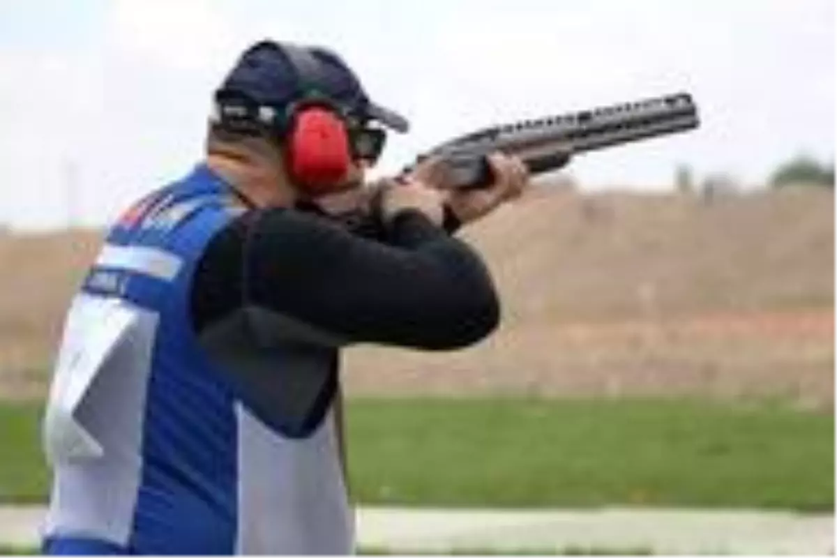 Şampiyon Servet Sivrikaya oldu