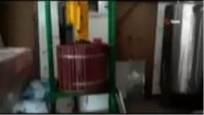 Tekirdağ'da tonlarca kaçak içki ele geçirildi Tekirdağ'da tonlarca kaçak içki ele geçirildi