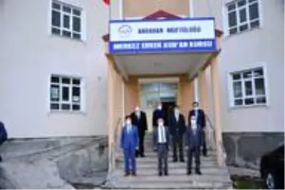 Vali Hüseyin Öner, Merkez Yatılı Erkek Kuran Kursunu ziyaret etti Vali Hüseyin Öner, Merkez Yatılı Erkek Kuran Kursunu ziyaret etti