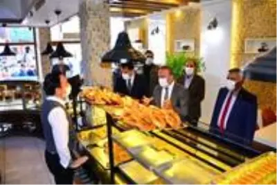 Vali Hüseyin Öner, 'Sağlık İçin Hepimiz İçin' sloganıyla kafe, çay ocağı ve restoranlarda Koronavirüs denetimine katıldı