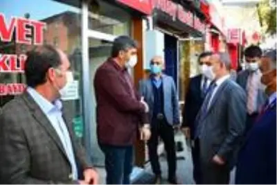 Vali Hüseyin Öner, 'Sağlık İçin Hepimiz İçin' sloganıyla kafe, çay ocağı ve restoranlarda Koronavirüs denetimine katıldı