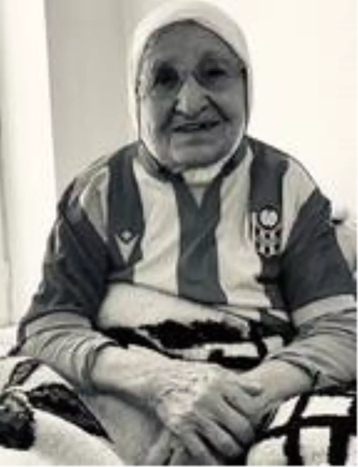 Son dakika haber! Yeni Malatyaspor'un en yaşlı taraftarı Fadime Çınar, koronavirüsten öldü