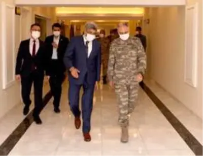 2. Ordu Komutanı Orgeneral Metin Gürak Van'da 2. Ordu Komutanı Orgeneral Metin Gürak Van'da