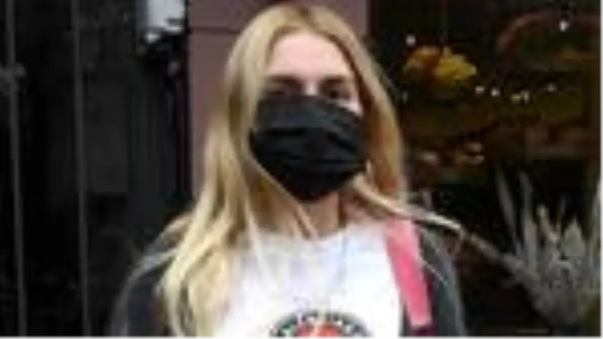 Aleyna Tilki: Çoraplarımın hepsi yırtık