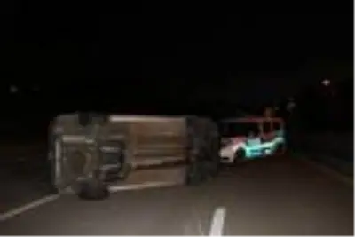 Ankara'da alkollü sürücünün kullandığı araç takla attı Ankara'da alkollü sürücünün kullandığı araç takla attı