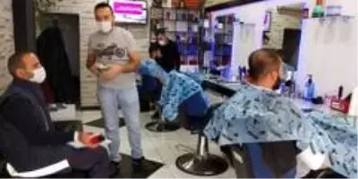 Bağcılar'da berber ve kuaförlere sıkı denetim Bağcılar'da berber ve kuaförlere sıkı denetim